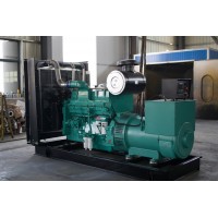 康明斯動力配套667KW柴油發(fā)電機(jī)組